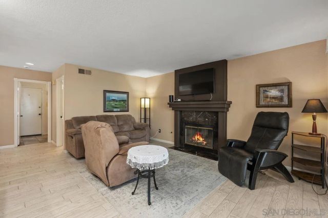 14438 Callejon Musica, San Diego, CA 92129
