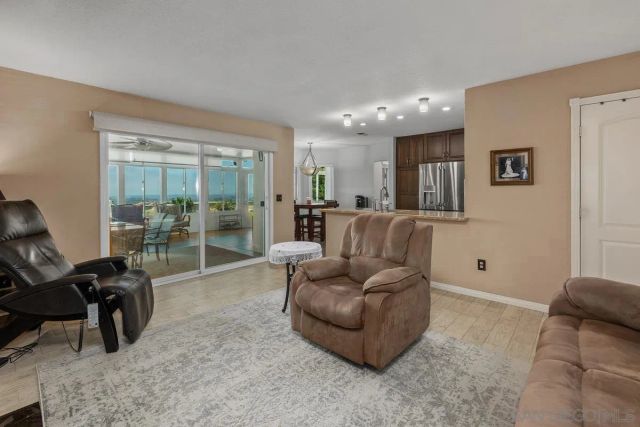 14438 Callejon Musica, San Diego, CA 92129