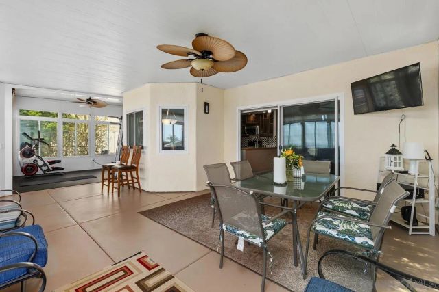 14438 Callejon Musica, San Diego, CA 92129