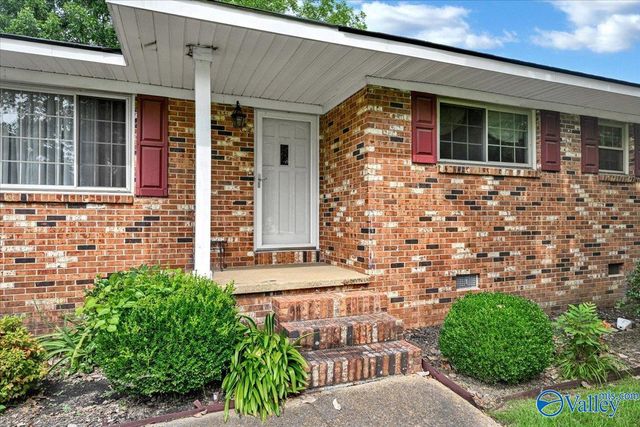 609 Bethel Road NE, Hartselle, AL 35640