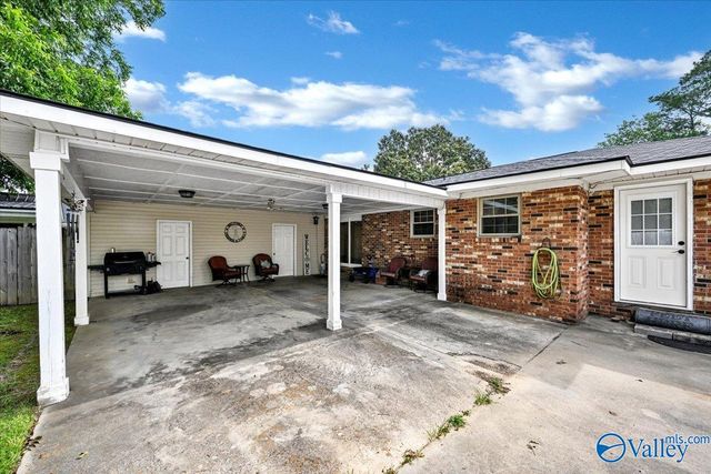 609 Bethel Road NE, Hartselle, AL 35640