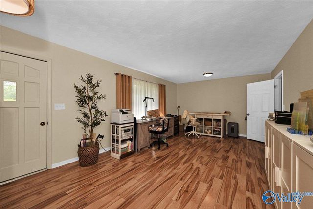 609 Bethel Road NE, Hartselle, AL 35640