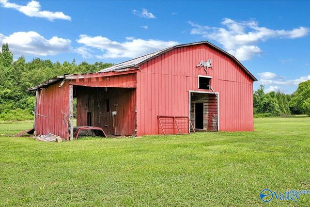 609 Bethel Road NE, Hartselle, AL 35640