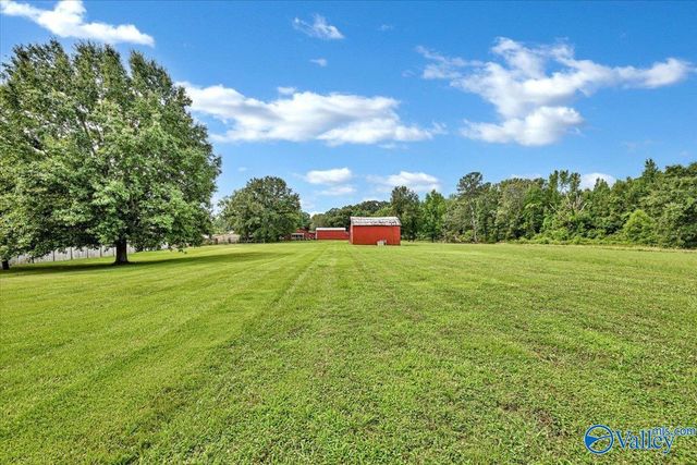 609 Bethel Road NE, Hartselle, AL 35640