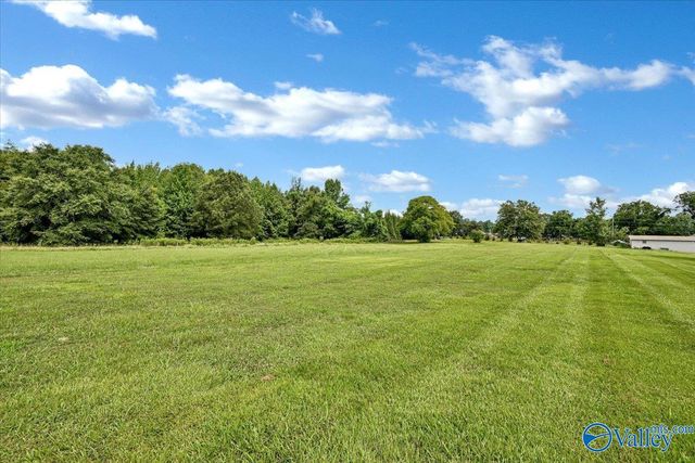 609 Bethel Road NE, Hartselle, AL 35640
