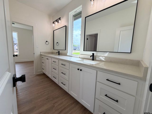 349 Heritage Way, Bullard, TX 75757