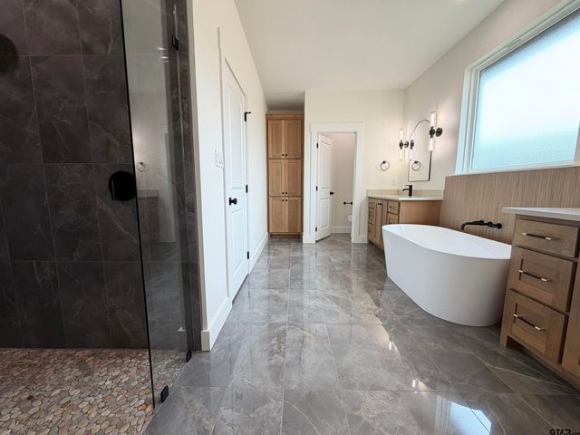 349 Heritage Way, Bullard, TX 75757