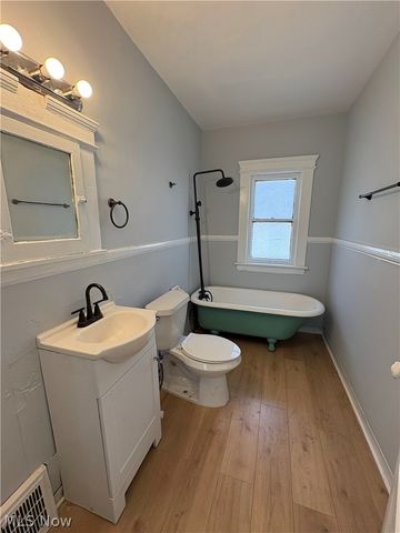 946 E 79th Street 2, Cleveland, OH 44103