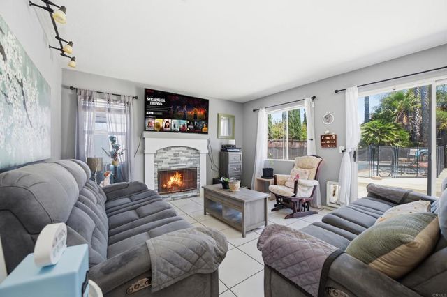 2077 Westwood Road, Vista, CA 92083