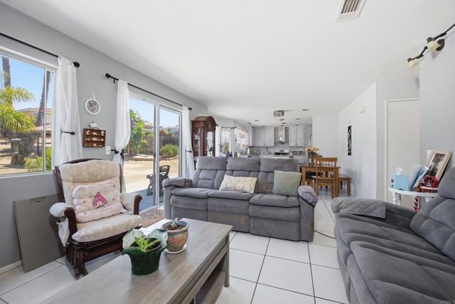 2077 Westwood Road, Vista, CA 92083