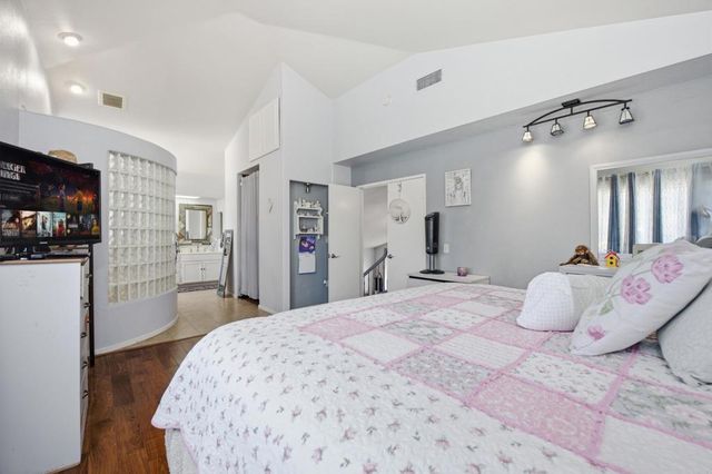 2077 Westwood Road, Vista, CA 92083