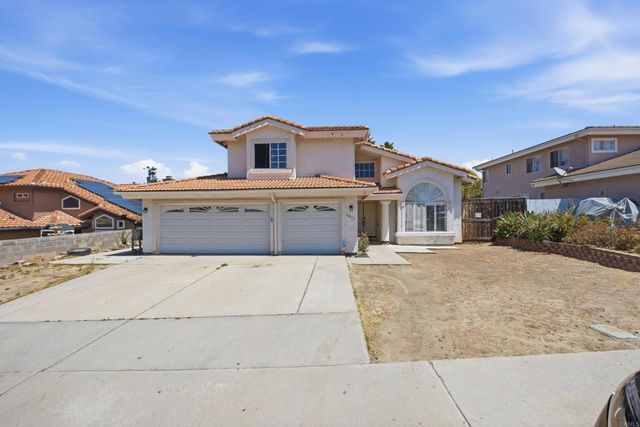 2077 Westwood Road, Vista, CA 92083