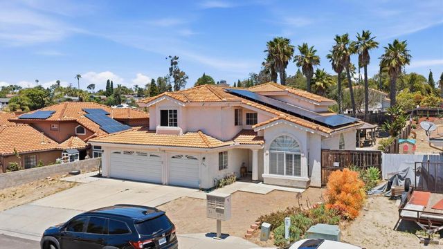 2077 Westwood Road, Vista, CA 92083
