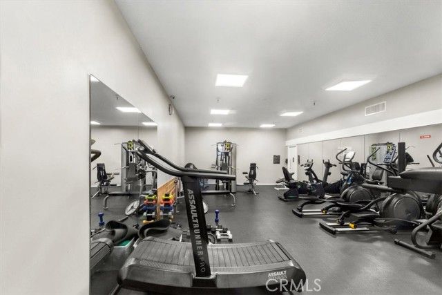 576 N Bellflower Blvd 128, Long Beach, CA 90814