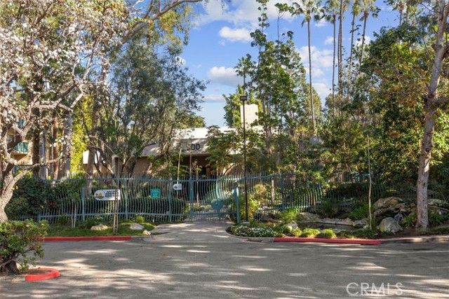 576 N Bellflower Blvd 128, Long Beach, CA 90814