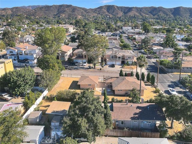 10610 Woodward, Sunland, CA 91040