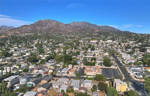 10610 Woodward, Sunland, CA 91040