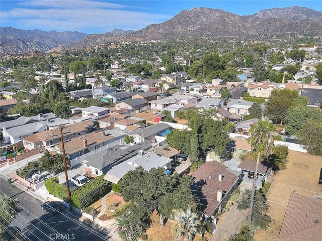 10610 Woodward, Sunland, CA 91040