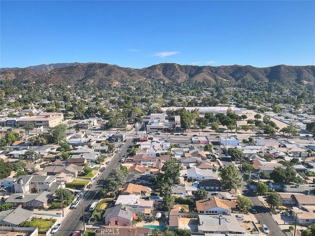 10610 Woodward, Sunland, CA 91040