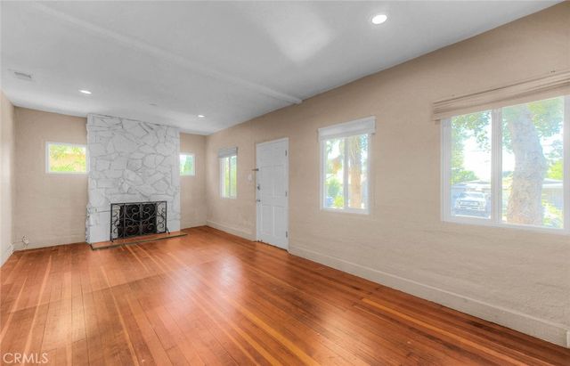 10610 Woodward, Sunland, CA 91040