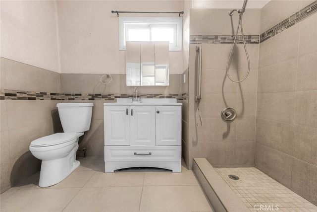 10610 Woodward, Sunland, CA 91040
