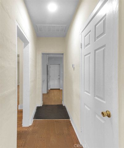 10610 Woodward, Sunland, CA 91040
