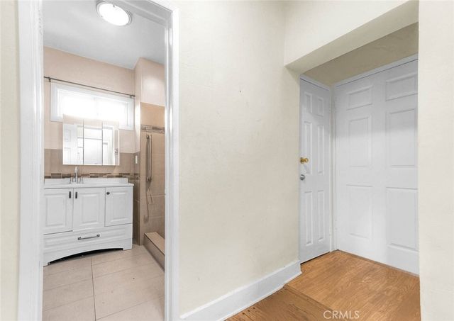 10610 Woodward, Sunland, CA 91040