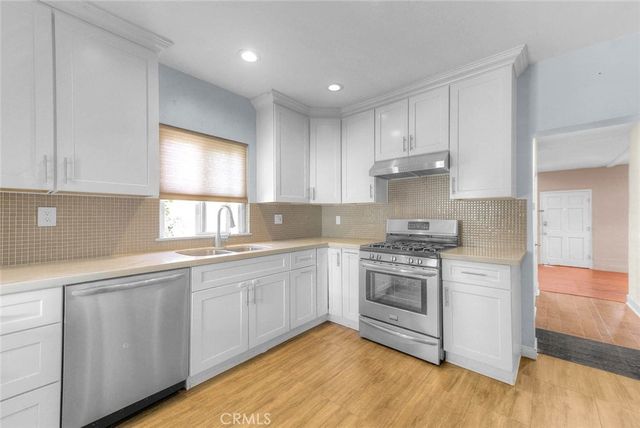 10610 Woodward, Sunland, CA 91040
