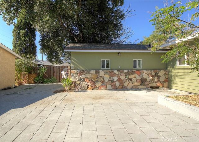 10610 Woodward, Sunland, CA 91040