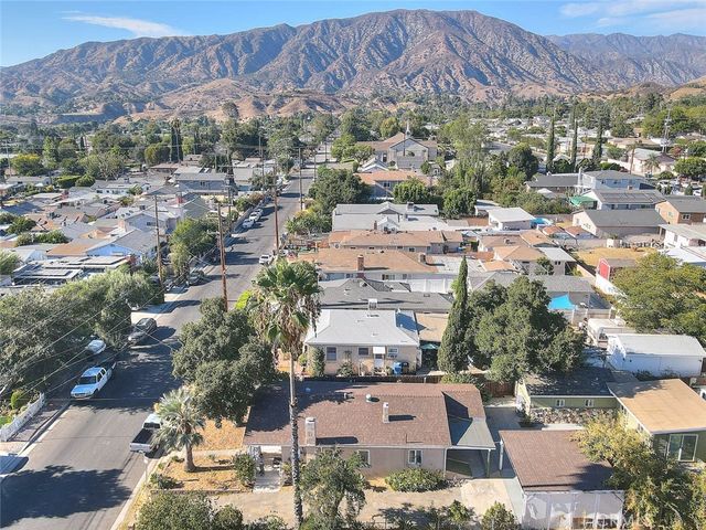 10610 Woodward, Sunland, CA 91040