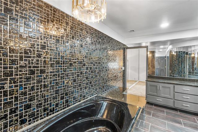 2913 Acropolis Street, Oklahoma City, OK 73120