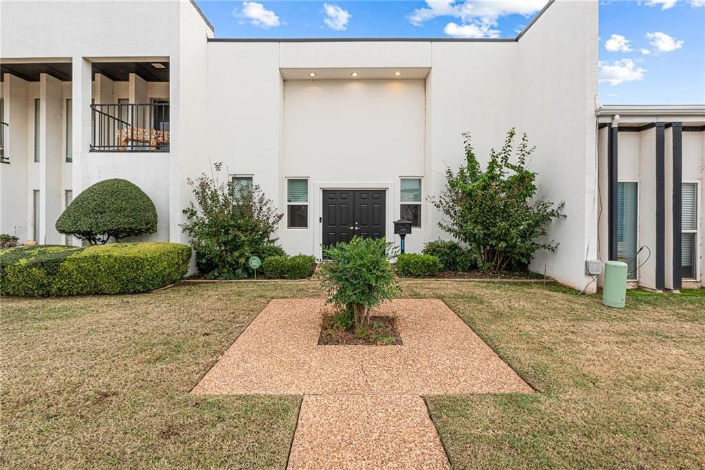 2913 Acropolis Street, Oklahoma City, OK 73120