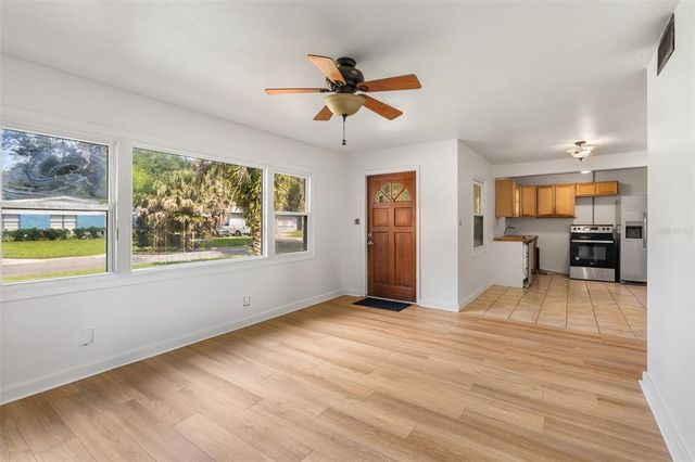 2618 NE 10TH TERRACE, Gainesville, FL 32609