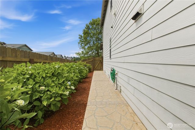 22224 Lydia Way NE, Poulsbo, WA 98370