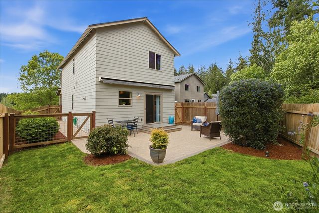 22224 Lydia Way NE, Poulsbo, WA 98370