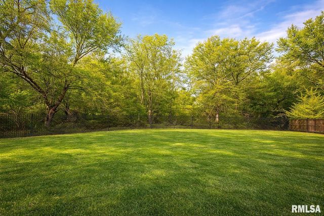 6305 W Clairemont Court, Edwards, IL 61528