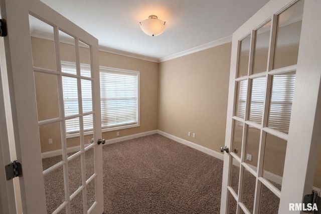 6305 W Clairemont Court, Edwards, IL 61528