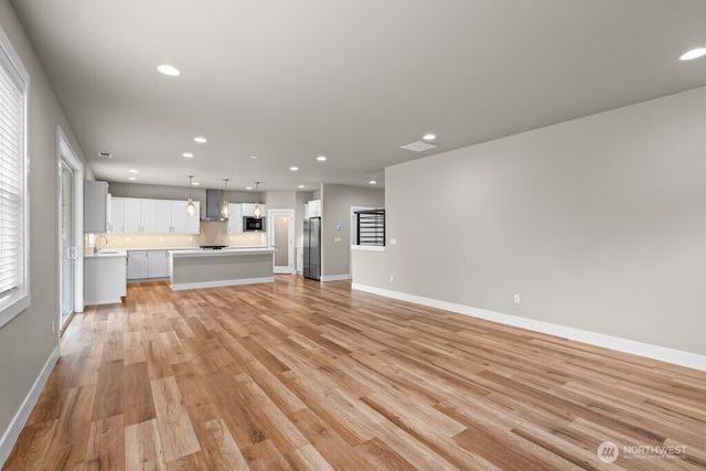 10901 71st Avenue E, Puyallup, WA 98373
