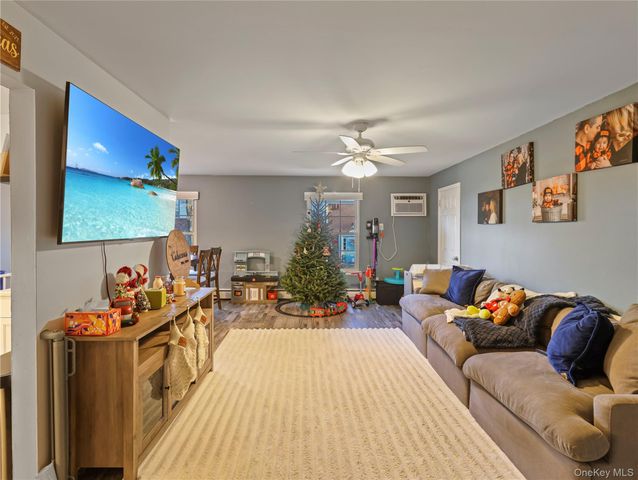 120 Parkside 120, Suffern, NY 10901