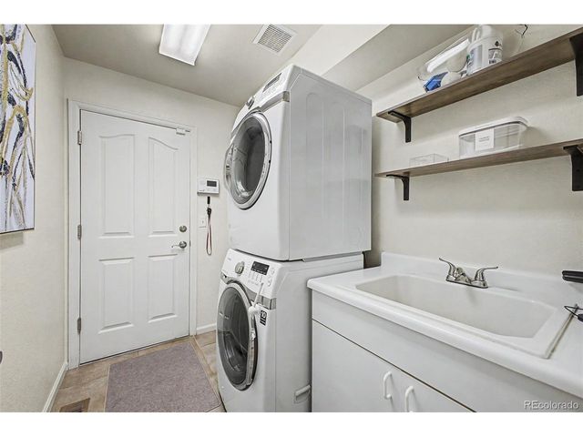 18612 E Wagon Trail Cir, Aurora, CO 80015