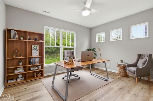6870 Hidden Meadow Pass, Mccordsville, IN 46055