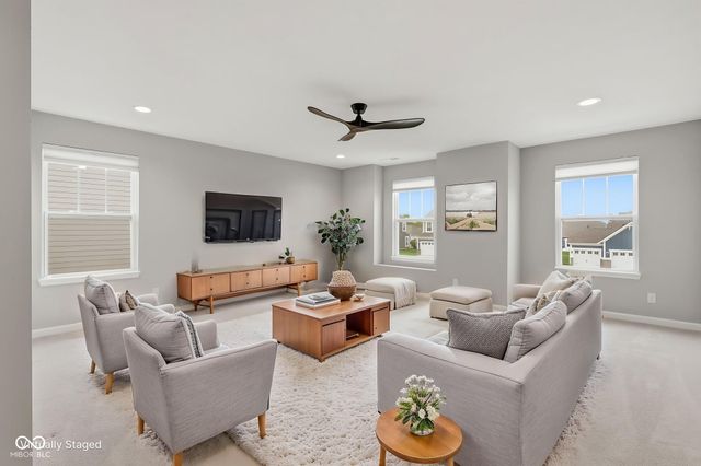 6870 Hidden Meadow Pass, Mccordsville, IN 46055