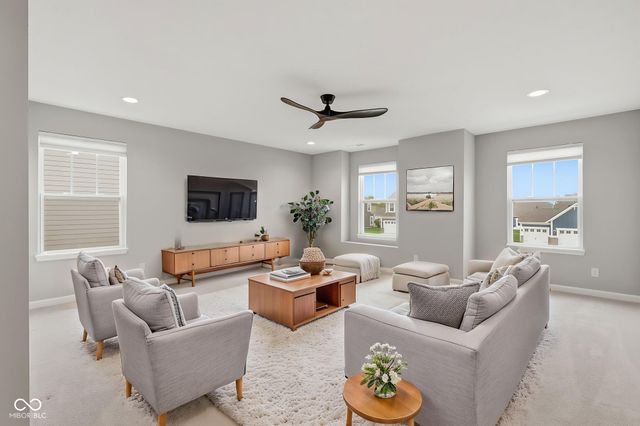 6870 Hidden Meadow Pass, Mccordsville, IN 46055