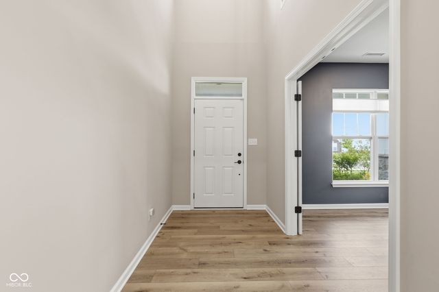 6870 Hidden Meadow Pass, Mccordsville, IN 46055