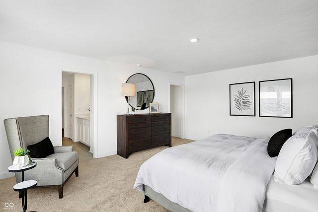 2256 Hemlock Circle, Greenfield, IN 46140