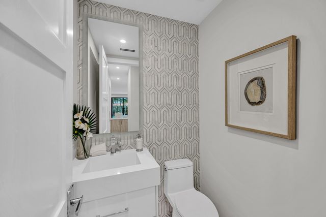 1625 SE 1st Street, Fort Lauderdale, FL 33301