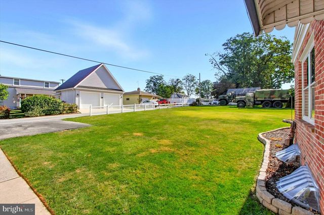 415 N MAIN ST, Red Lion, PA 17356