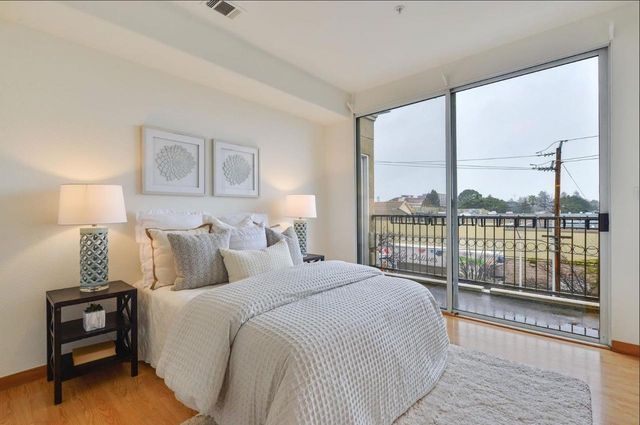 88 17th Avenue 304, San Mateo, CA 94402