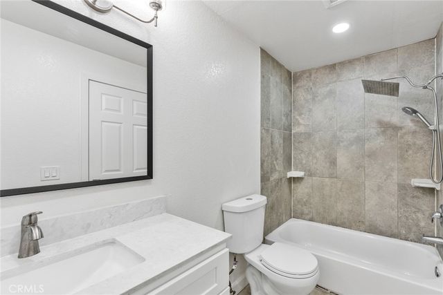6100 Rugby, Huntington Park, CA 90255