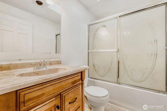 17028 Larch Way, Lynnwood, WA 98037